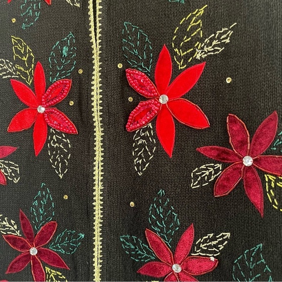 Vintage Christmas Sweater Vest Black Poinsettia Embroidered Zip Front Holiday - Picture 5 of 9